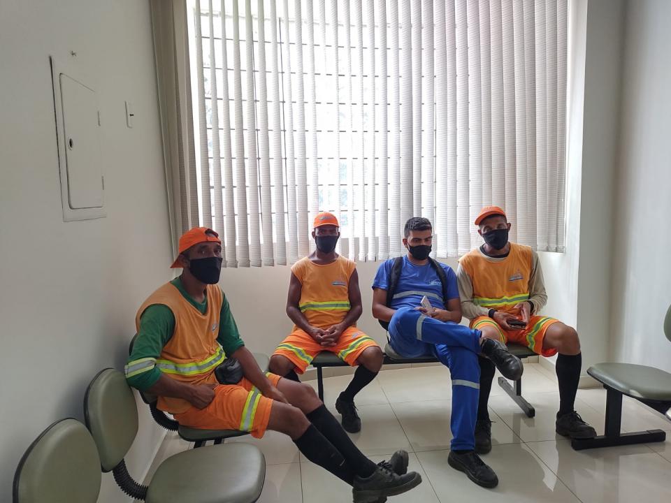 Foto 3 de 5 — Ministério Público ouve coletores e deve fazer nova proposta ao Daae; entenda